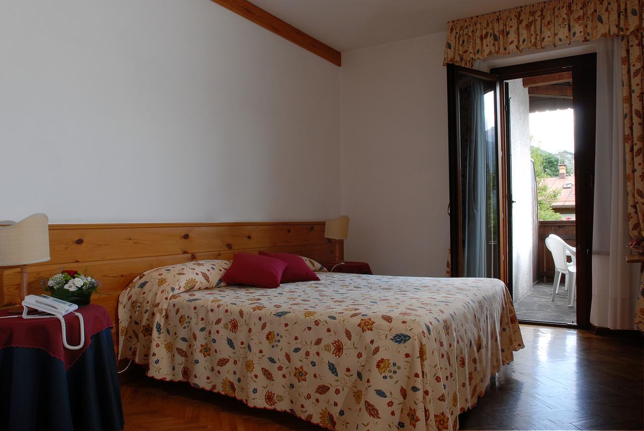 Hotel Albergo Dolomiti San Vito di Cadore Exterior photo