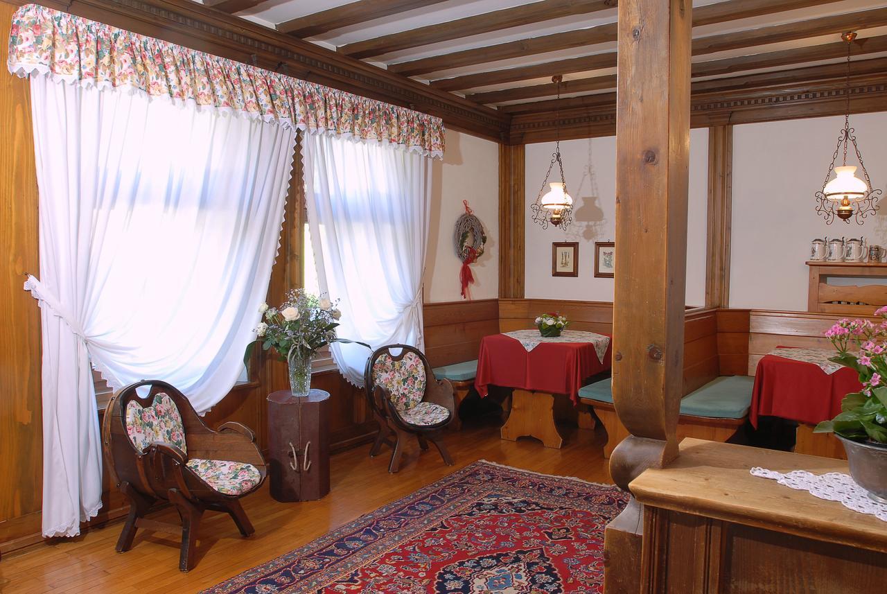 Hotel Albergo Dolomiti San Vito di Cadore Exterior photo